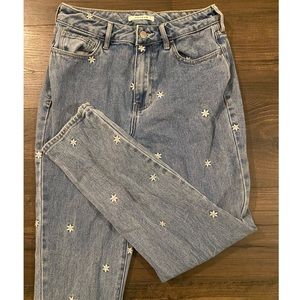 PacSun Raining Daisys Mom Jeans